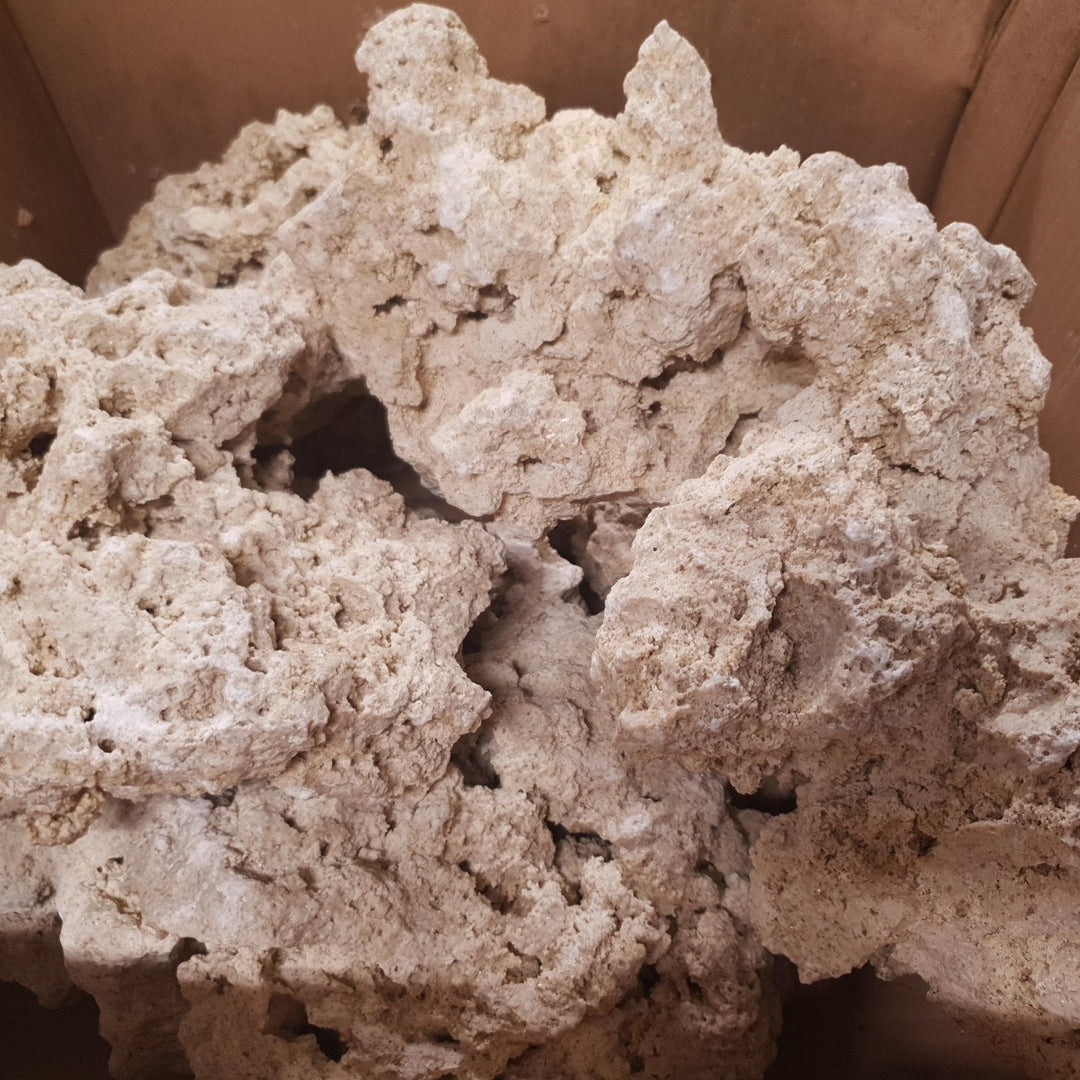 Riffkeramik Steine und Platten